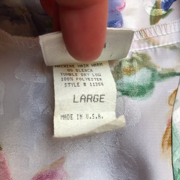 MaryAnn’s Boutique Floral Cream Vintage Multi-Color Robe, EUC, L - Picture 5 of 16